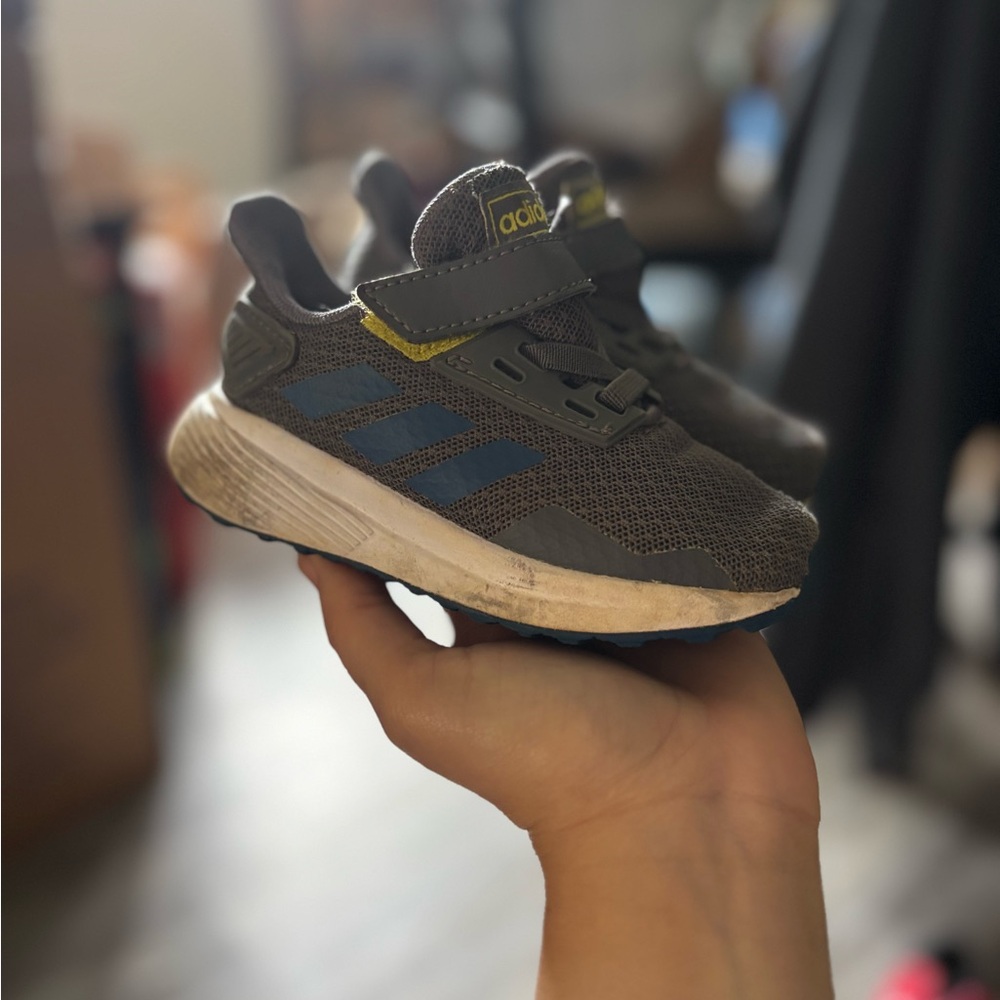 Adidas Gray and Blue Sneakers Modern Athletic Design